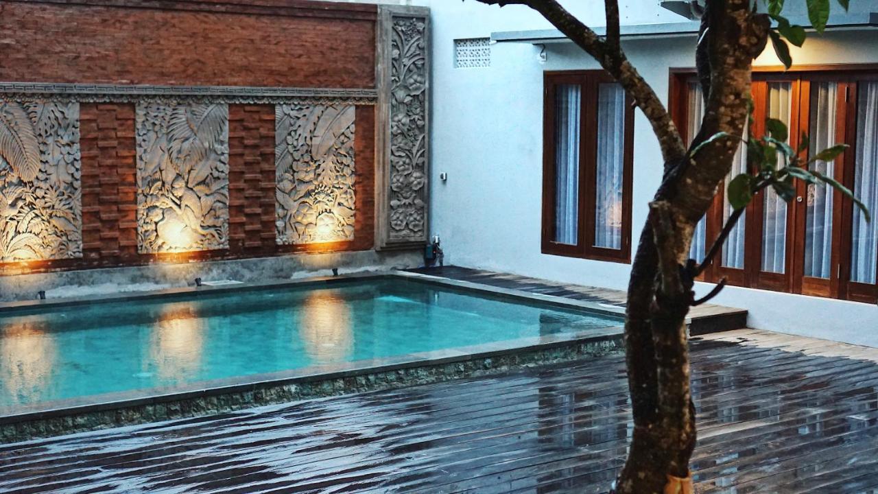 Perissos Echo Beach Canggu  Exterior photo